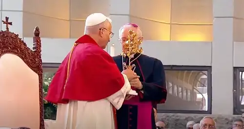 البابا في حريصا: صرخة الرجاء التي تكسر صمت الألم!