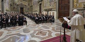 كلمة قداسة البابا فرنسيس  إلى الدبلوماسيّين المُعتَمدين لدى الكرسي الرسولي