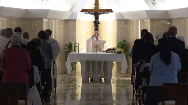 الحقيقة متواضعة وصامتة