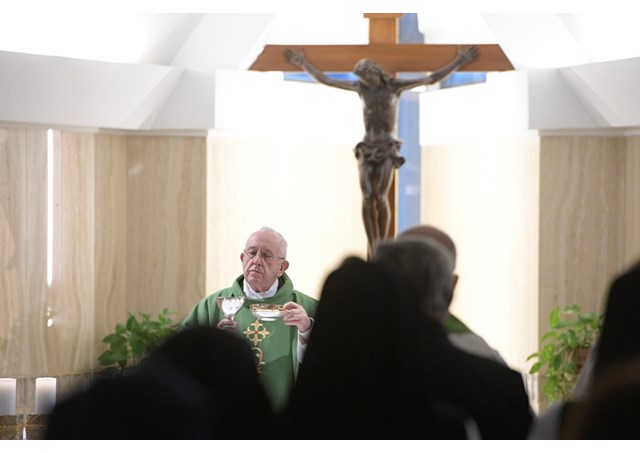 عندما تفقد القدرة على الشعور بأنك محبوب